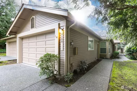 9159 Gleneagle Dr, Blaine, WA 98230