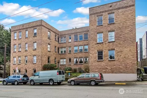 1427 3rd Ave W #9, Seattle, WA 98119