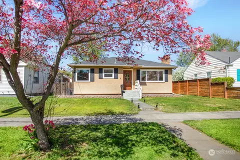 315 E Chestnut St, Walla Walla, WA 99362