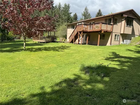 6704 253rd St E, Graham, WA 98338