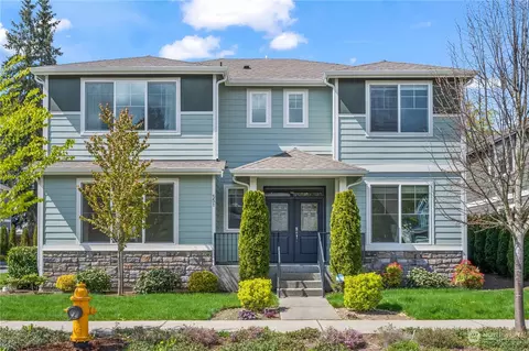 551 Ilwaco Ave NE, Renton, WA 98059