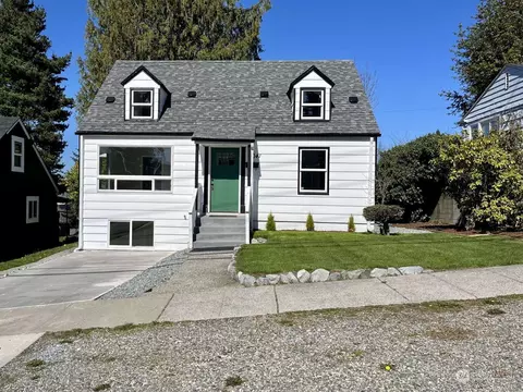 2041 E Fairbanks St, Tacoma, WA 98404