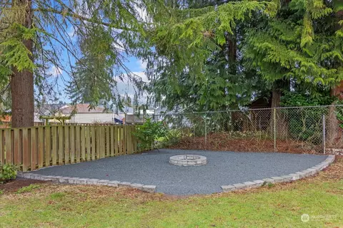 Exterior - 6919 Cady Rd, Everett, WA 98203 photo 9 of 11