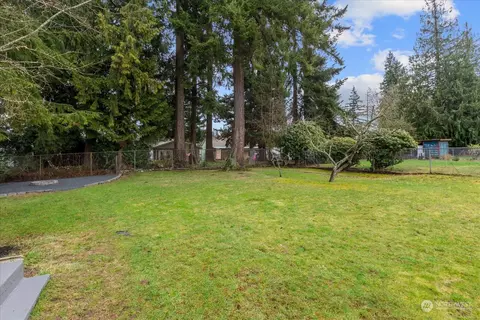 Exterior - 6919 Cady Rd, Everett, WA 98203 photo 10 of 11