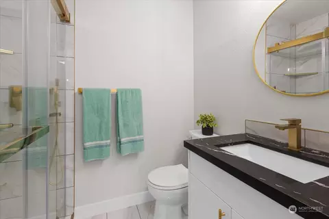 Bath - 6919 Cady Rd, Everett, WA 98203 photo 1 of 3