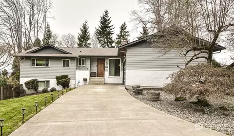 104 SW 292nd St, Federal Way, WA 98023