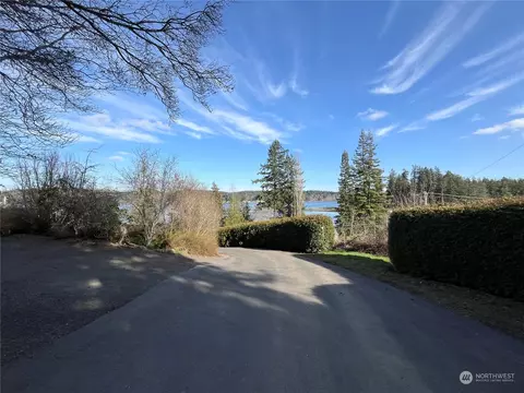 Exterior - 7441 E Grapeview Loop Rd, Allyn, WA 98524 photo 12 of 12