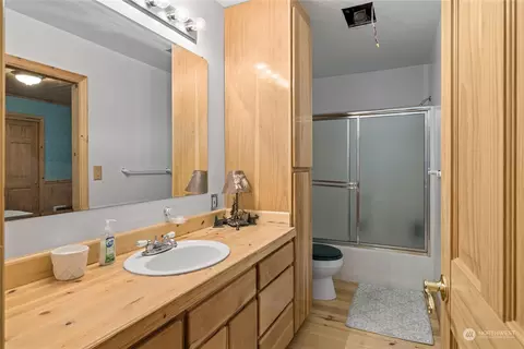 Bath - 281 Highland Loop, Ronald, WA 98940 photo 1 of 1