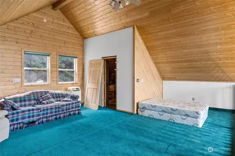 Bedroom - 281 Highland Loop, Ronald, WA 98940 photo 3 of 3