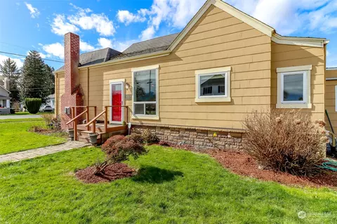 111 N D St, Buckley, WA 98321
