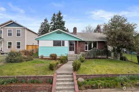 3585 E St, Tacoma, WA 98404