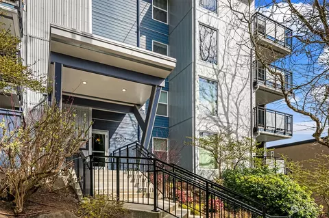 2510 W Bertona St #208, Seattle, WA 98199