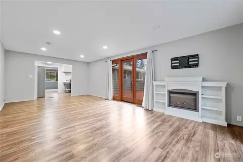 Living - 8 234th Pl SW, Bothell, WA 98021 photo 4 of 5