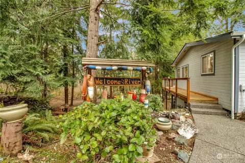 19221 106th Ave NE, Arlington, WA 98223