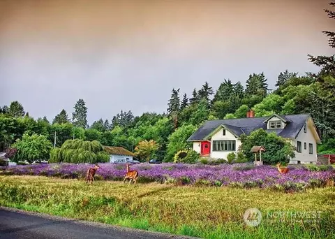 4616 Ray Nash Dr NW, Gig Harbor, WA 98335