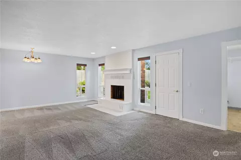 14 Judith Pl, Longview, WA 98632 photo 5