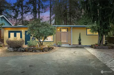 533 NW 205th St, Shoreline, WA 98177