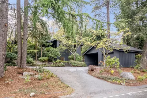 851 80th Ave NE, Medina, WA 98039