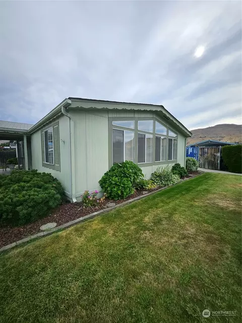 1609 Clark Dr #90, Wenatchee, WA 98801