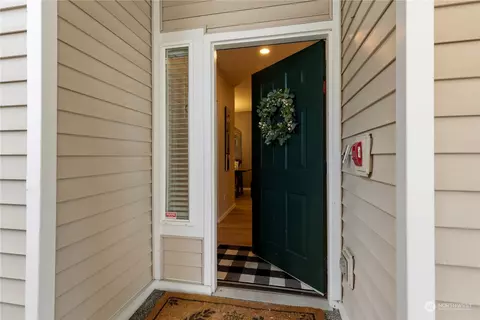 17827 80th Ave NE #C102, Kenmore, WA 98028