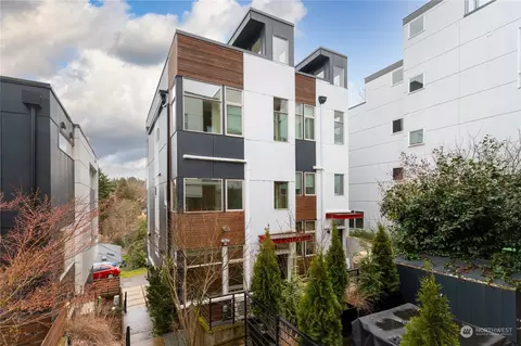 1718 27th Ave #B, Seattle, WA 98122