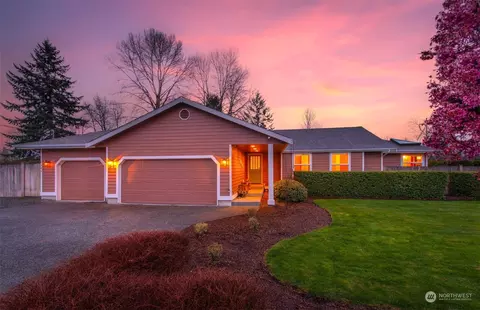 9302 72nd St SE, Snohomish, WA 98290