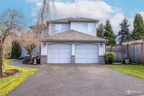 2141 Brookmonte Dr SE, Puyallup, WA 98372