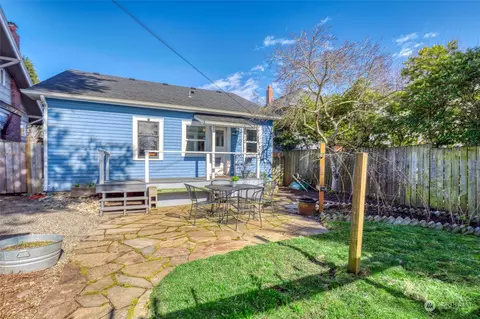 1129 N 81st St, Seattle, WA 98103 photo 16