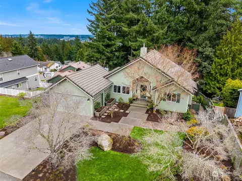 8040 Yvonne Pl NW, Silverdale, WA 98383