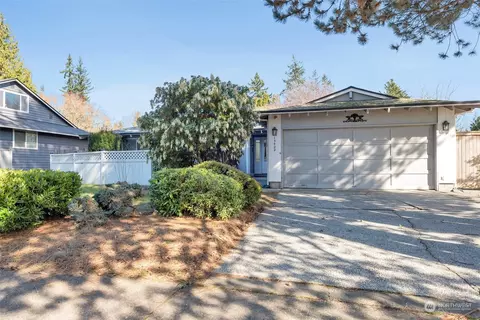 13422 118th Ave NE, Kirkland, WA 98034