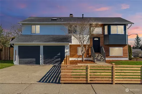 26052 119th Dr SE, Kent, WA 98030