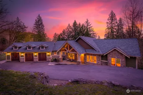 13232 Squak Mountain Rd SE, Issaquah, WA 98027