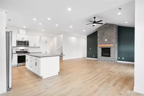 Living - 1110 Night Hawk Way, Everson, WA 98247 photo 1 of 3