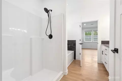 Bath - 1110 Night Hawk Way, Everson, WA 98247 photo 1 of 3