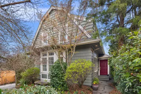 2228 Federal Ave E, Seattle, WA 98102