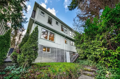 2616 E Interlaken Blvd, Seattle, WA 98112 photo 19