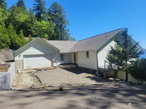 629 E Harstine Heights Ln, Shelton, WA 98584