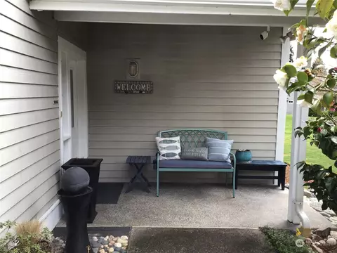 2418 James Pl #403, Langley, WA 98260