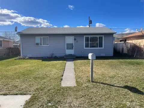 1145 SE Cottage St, Ephrata, WA 98823