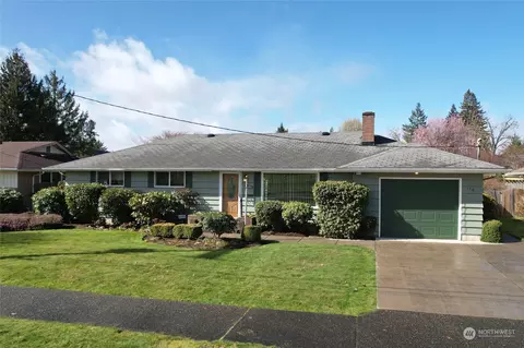 116 15th St NW, Puyallup, WA 98371