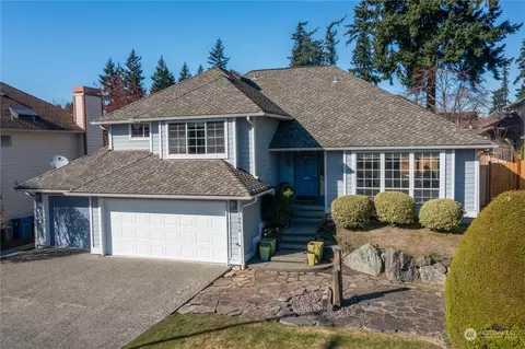 10012 SE 247th Pl, Kent, WA 98030