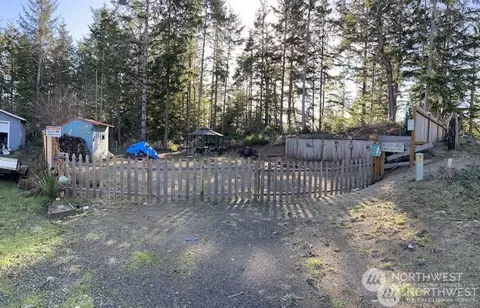 215 Birch Pl, Ocean Park, WA 98640