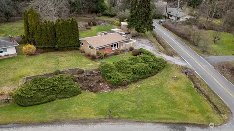 4456 Twin Lakes Dr, Bellingham, WA 98226