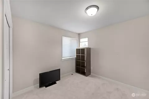Other - 16910 35th Dr SE, Bothell, WA 98012 photo 5 of 7