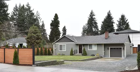 8107 Veterans Dr SW, Lakewood, WA 98498