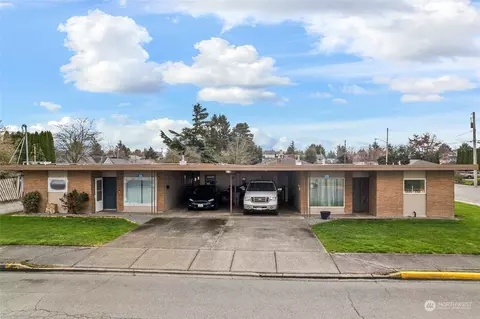 316 W 328 W Victoria Ave, Burlington, WA 98233