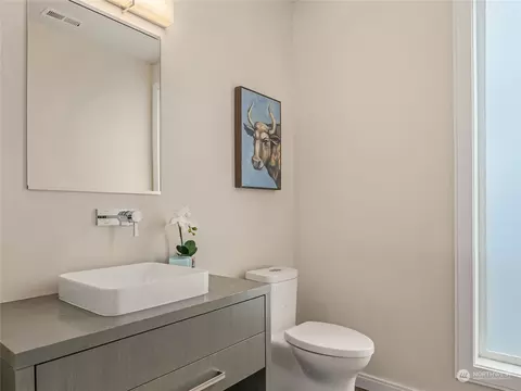 Bath - 335 22nd Ave E, Seattle, WA 98112 photo 1 of 7