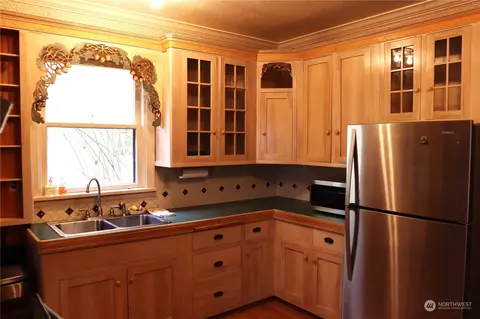 Kitchen - 2105 Rucker Ave, Everett, WA 98201 photo 1 of 3