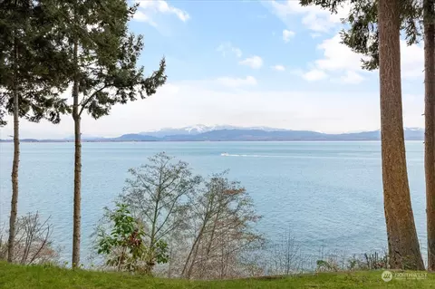 1991 Stick Point Ln, Oak Harbor, WA 98277