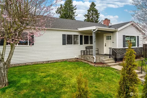 5124 Woodlawn Ave, Everett, WA 98203